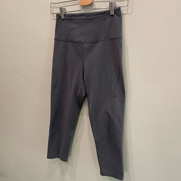 Girlfriend Collective High-Rise Gray Crop Leggings - Size: Small - Picture 8 of 10